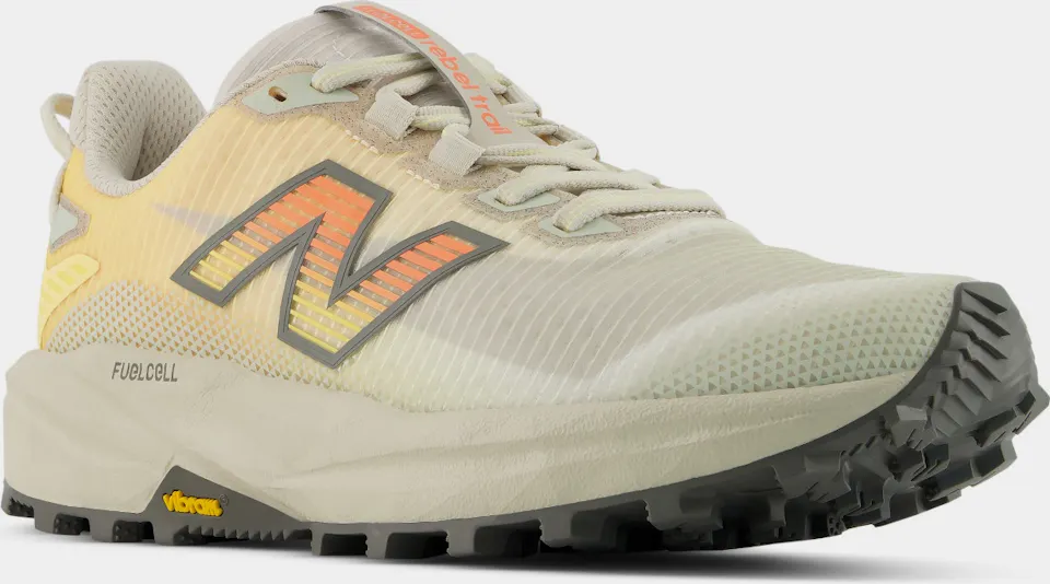 New Balance Women's Fuel Cell Rebel Trail PEACH 01