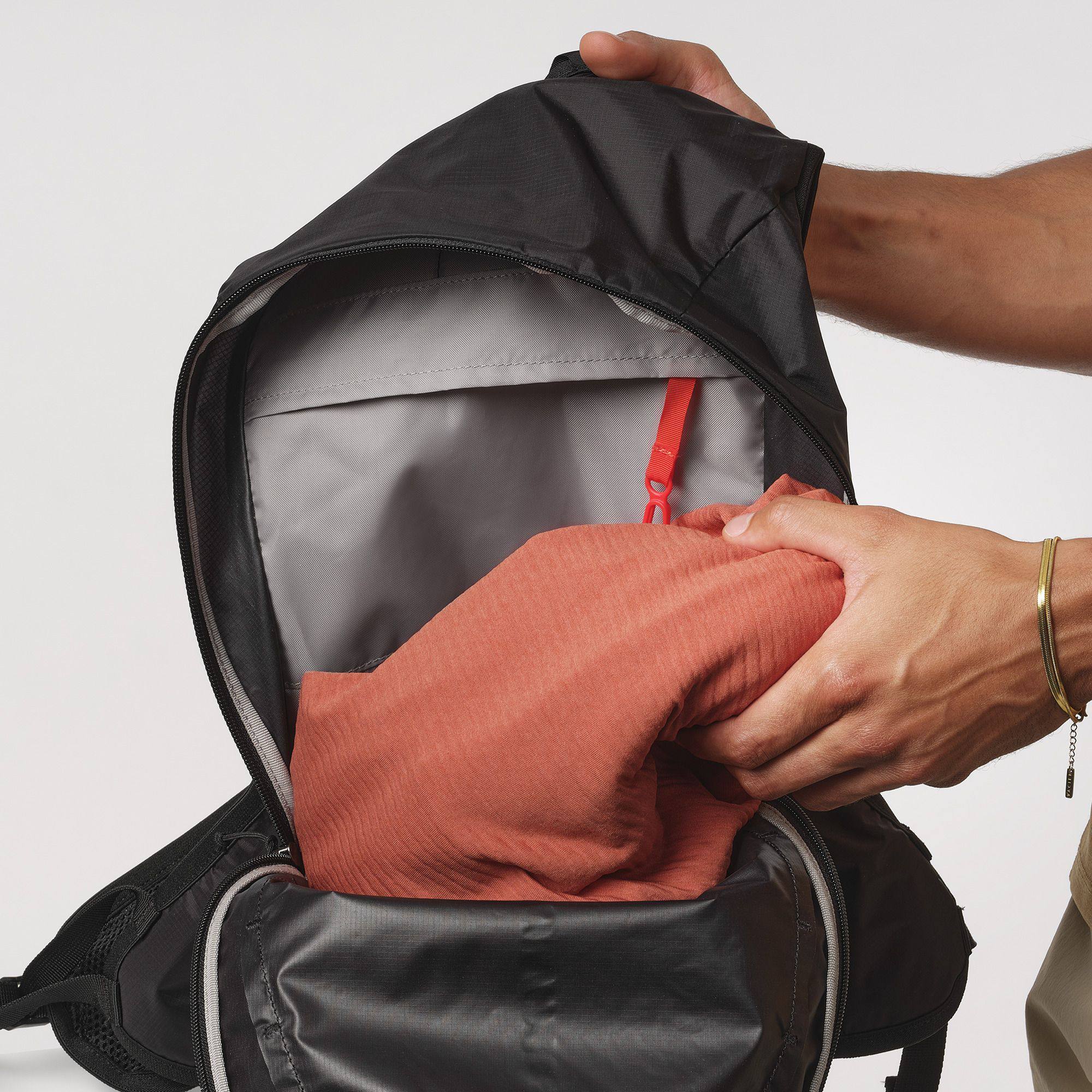 Salomon Cross 12 Black 10