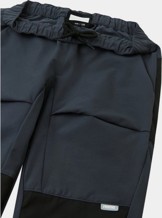 Reima Vaeltaa Pants Musta 04