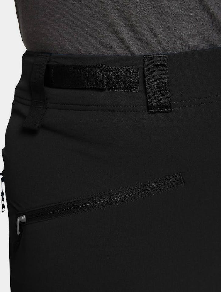 Haglöfs Women's Rugged Slim Pant Short Musta 05