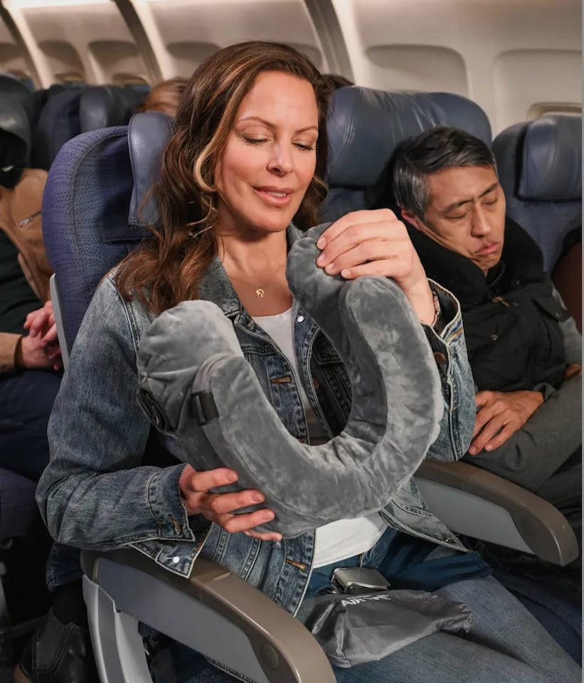 Cabeau Air TNE Niskatyyny Black 02