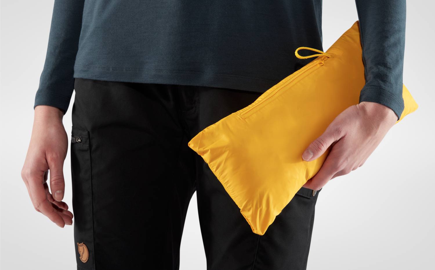 Fjällräven Women's Expedition Lätt Hoodie - Naisten kevyttoppatakki Deep Forest 09