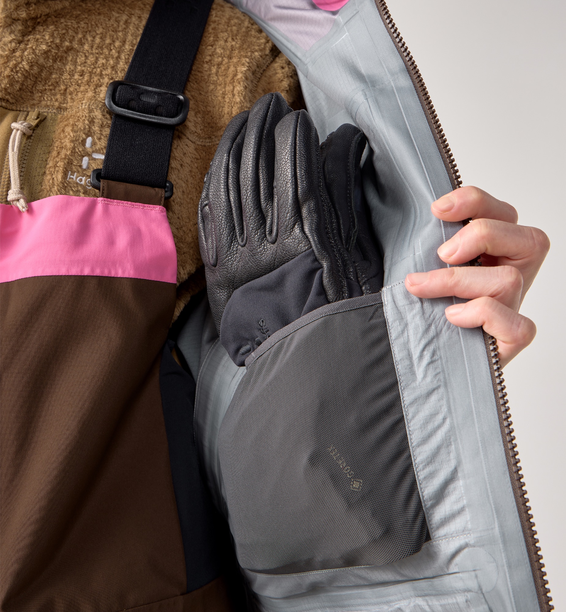 Haglöfs Women's Vassi GTX Pro II Jacket Lantana Pink / Oak Brown 09