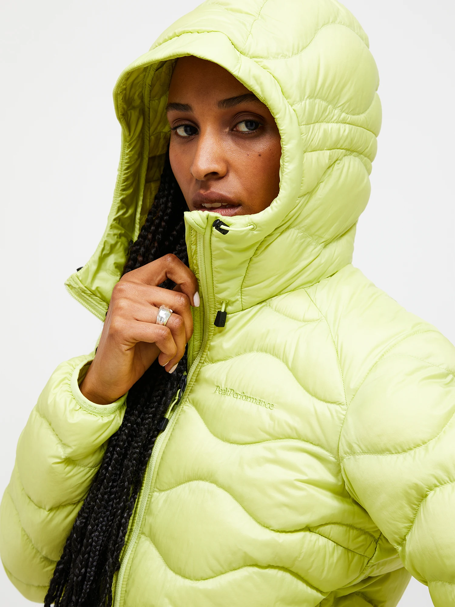 Peak Performance Women's Helium Down Hood Jacket - Naisten kevytuntuvatakki Crystal green 07