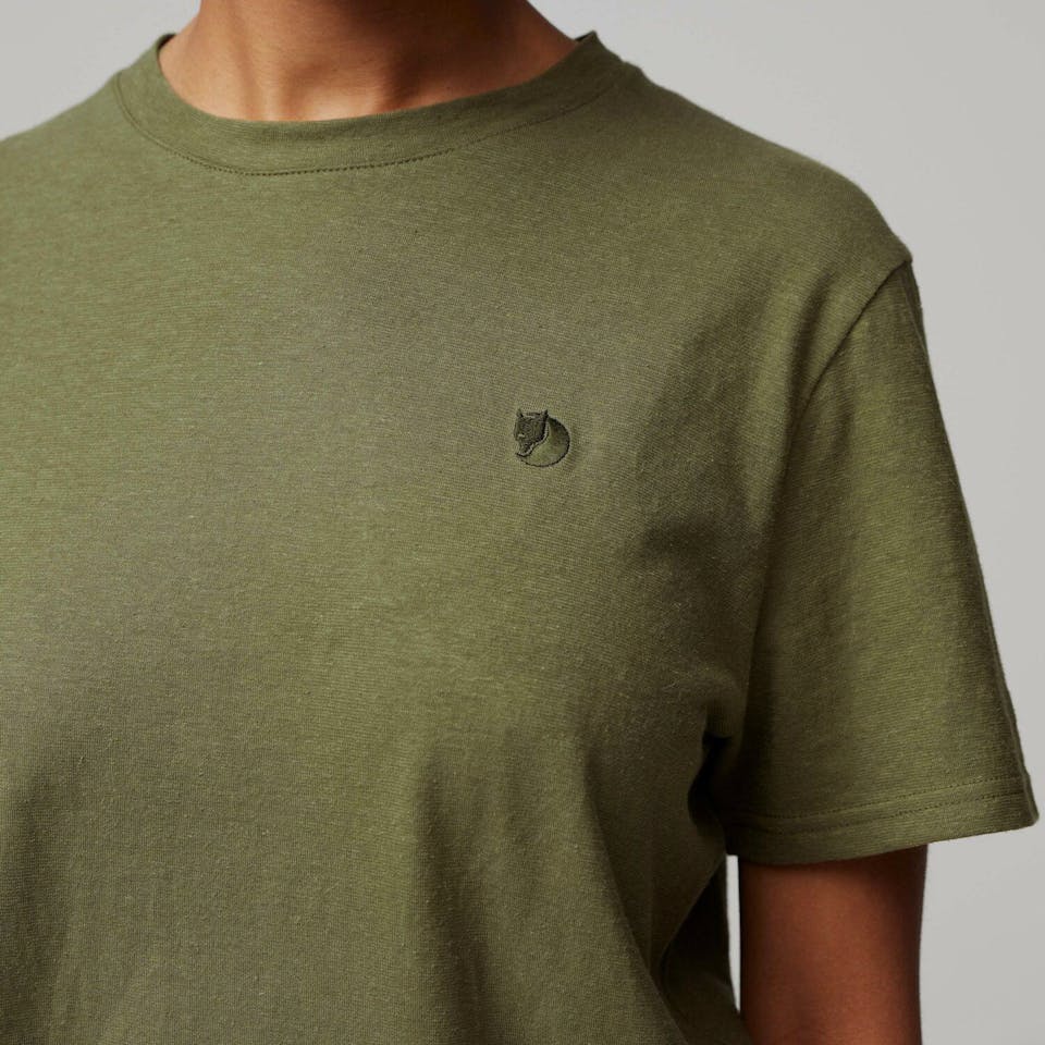 Fjällräven Women's Hemp Blend Tee Musta 03