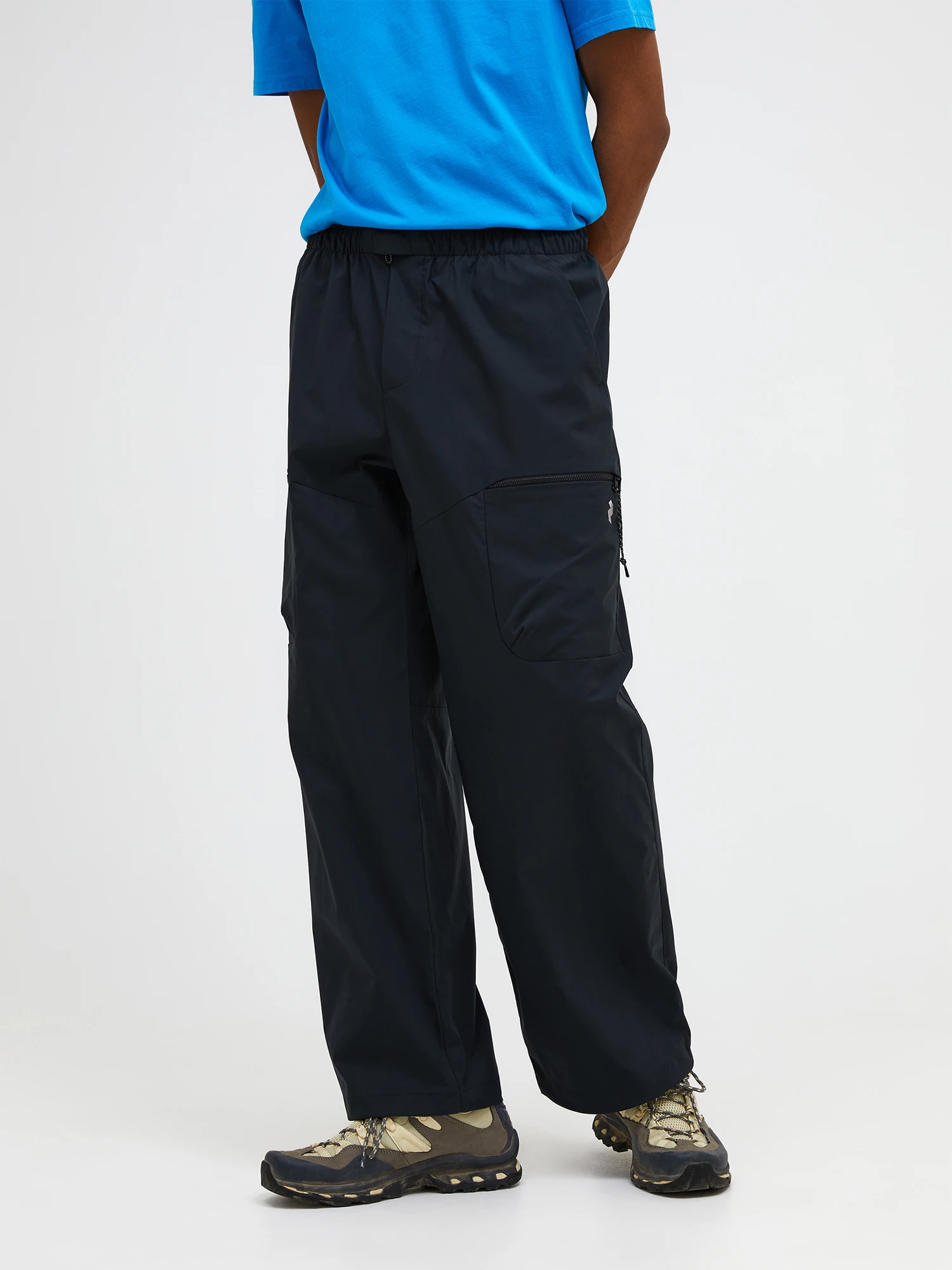 Peak Performance Men's Outdoor Cargo Pant Musta 08