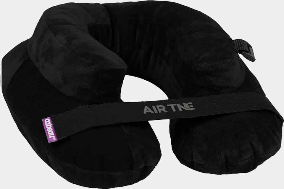 Cabeau Air TNE Niskatyyny Black 01