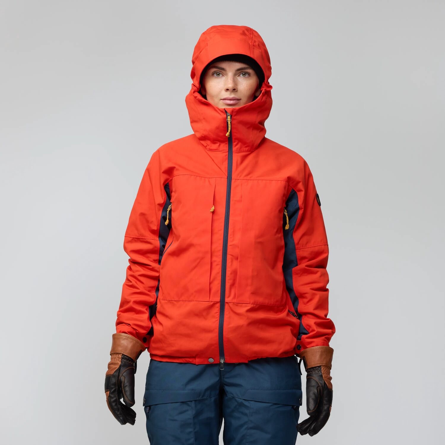 Fjällräven Women's Bergtagen G-1000 Jacket Flame 13