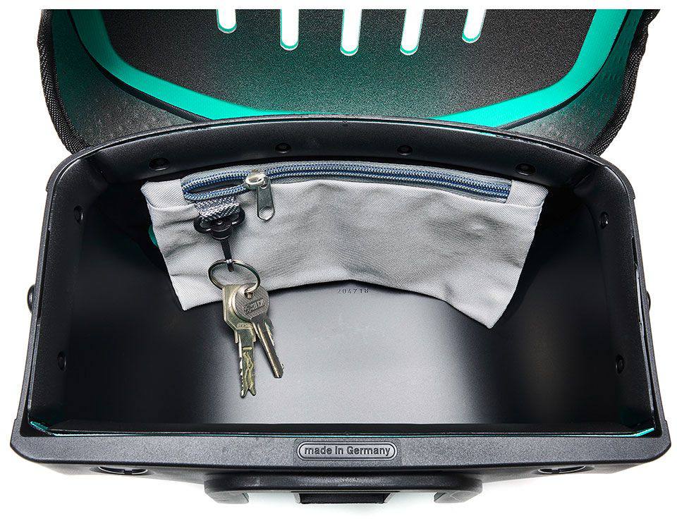 Ortlieb Ultimate Six Free 5L Musta 02