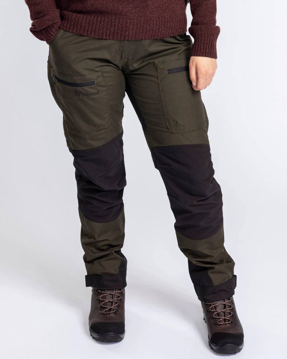 Pinewood Caribou TC Women's Pant Short Moss 05