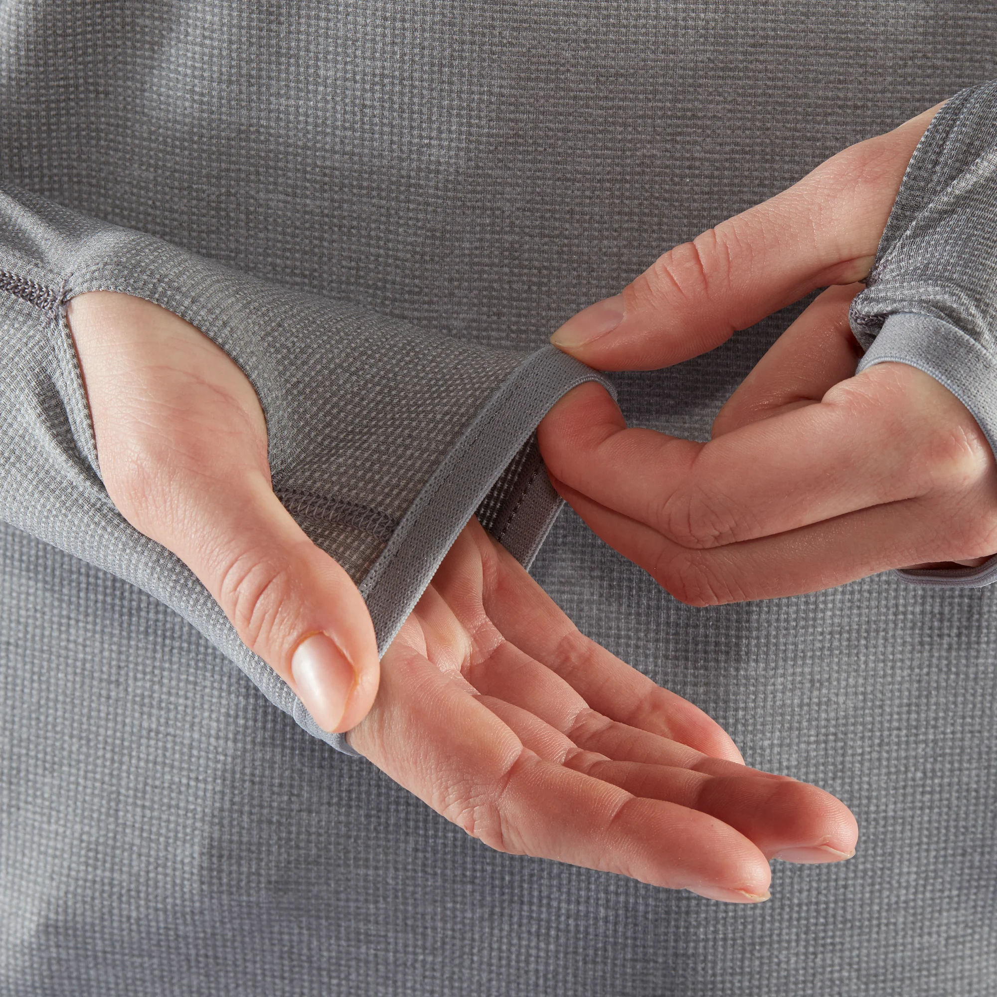 Fjällräven Women's Abisko Sun Hoodie Flame Orange 09