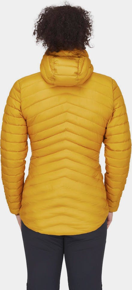 Rab Women's Cirrus Alpine - Naisten kevyttoppatakki Sahara 05
