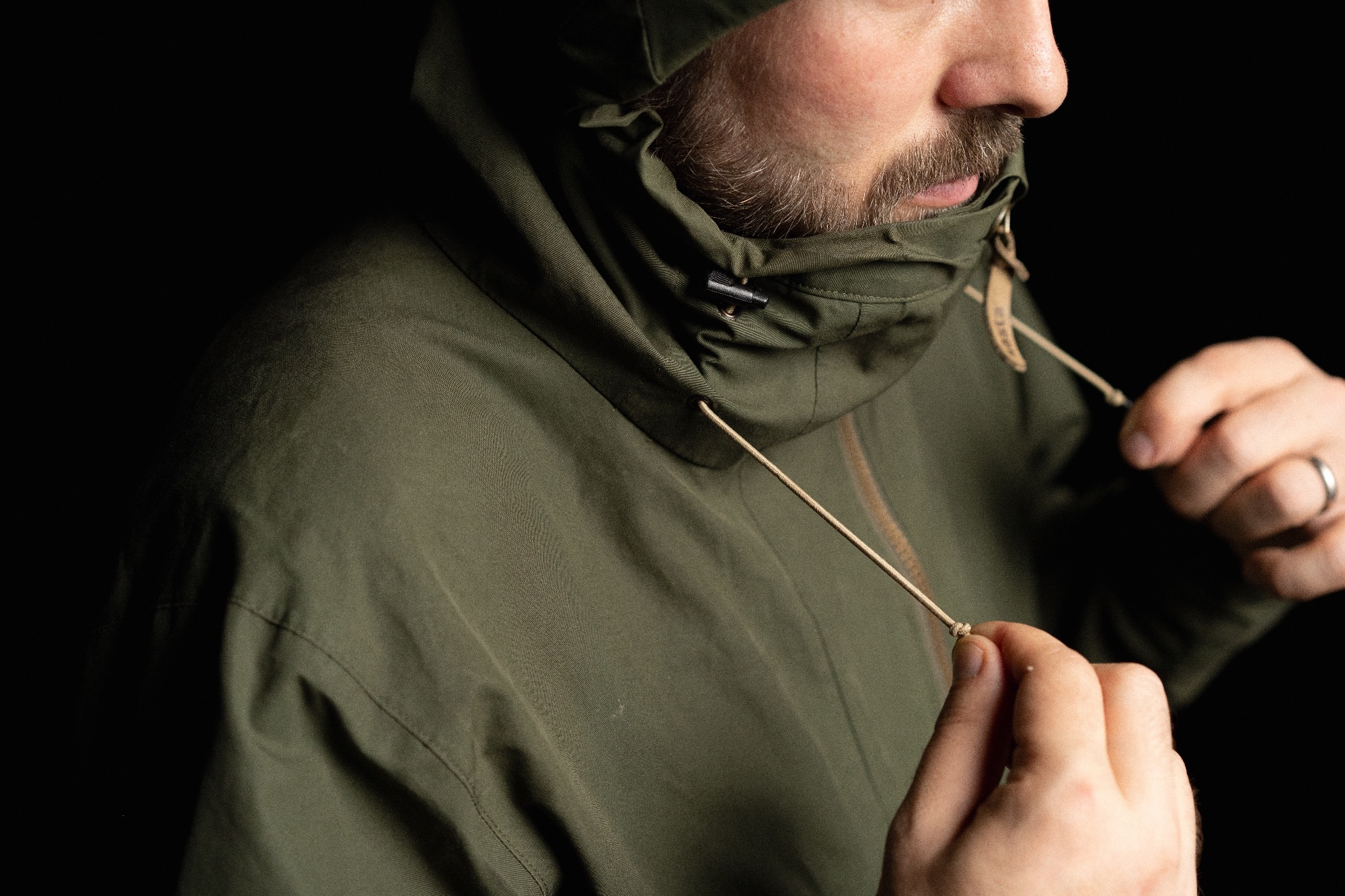 Sasta Peski Jacket Musta 09