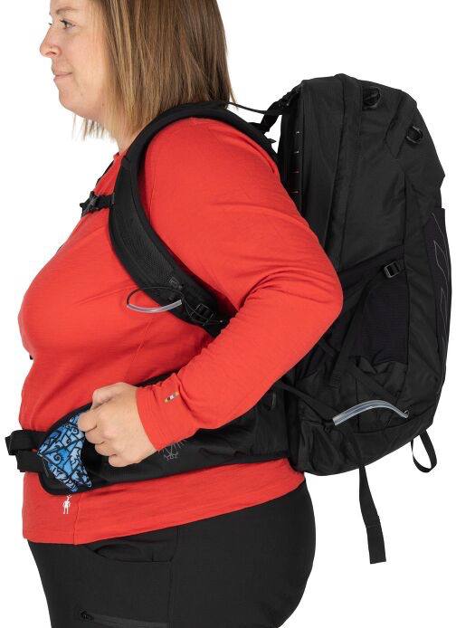 Osprey Tempest 22 EF Musta/Coal 04