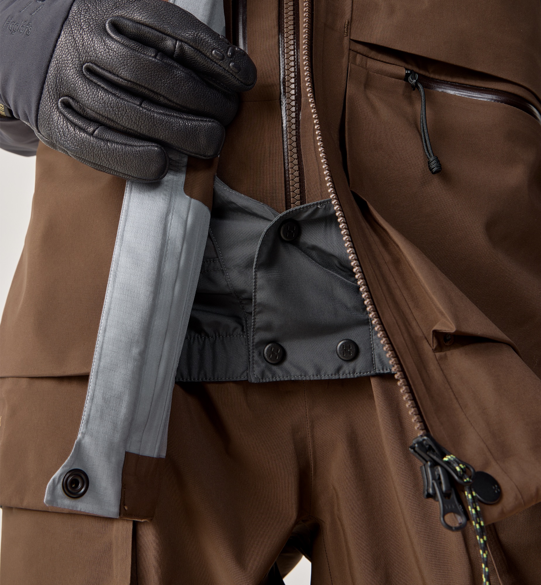 Haglöfs Women's Vassi GTX Pro II Jacket Lantana Pink / Oak Brown 11