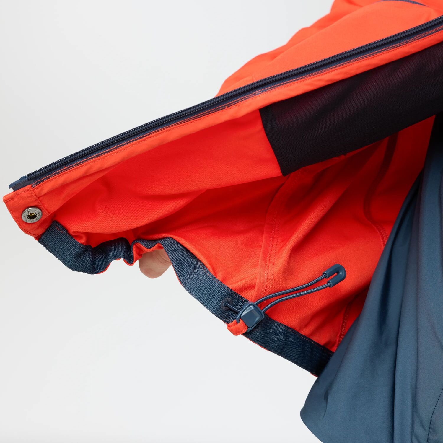 Fjällräven Women's Bergtagen G-1000 Jacket Flame 12