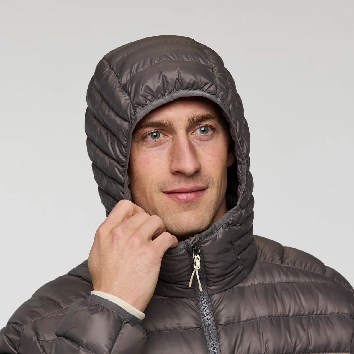 Cotopaxi Men's Fuego Down Hooded - Miesten kevytuntuvatakki Cinder 08
