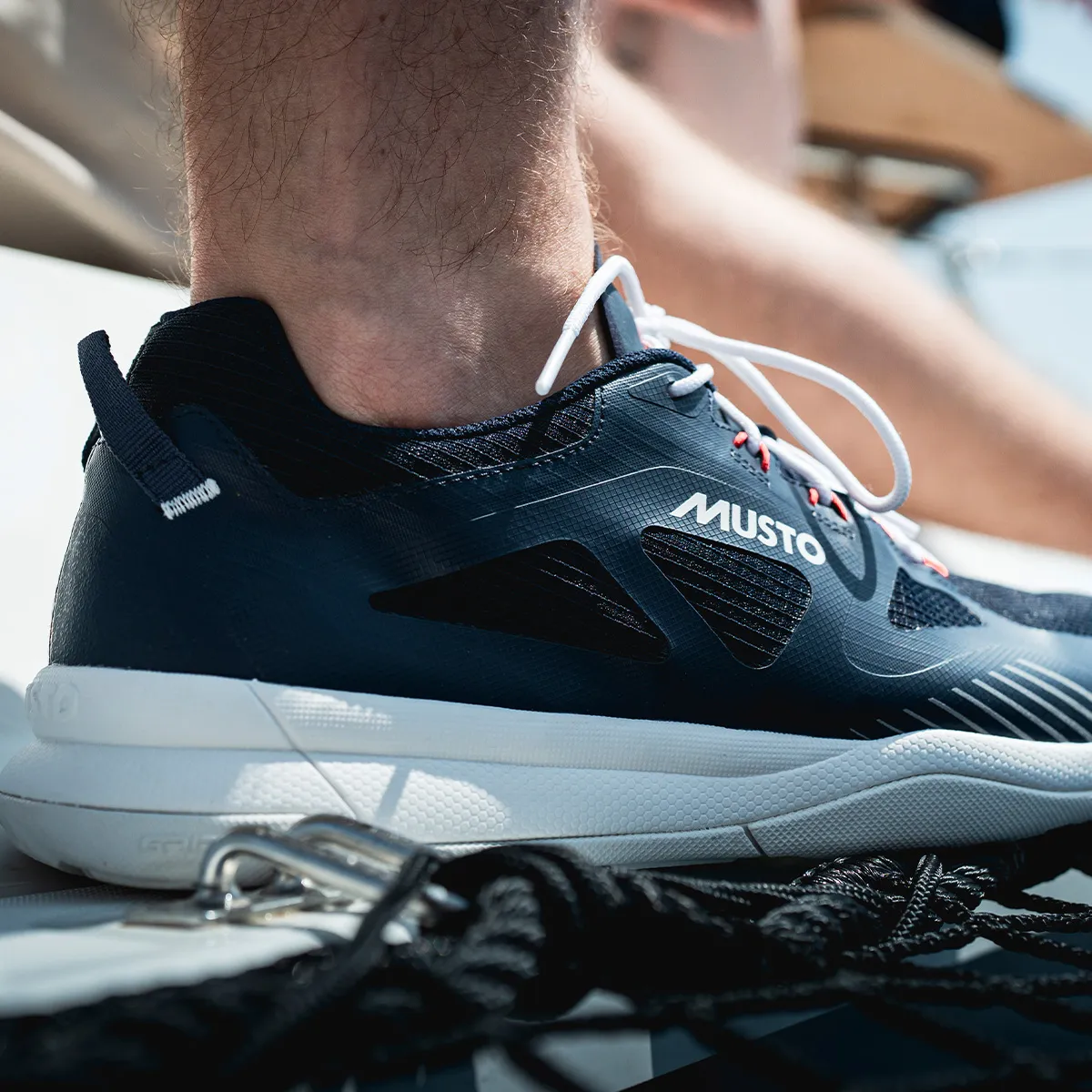 Musto Men's Dynamic Race Trainer Navy 04