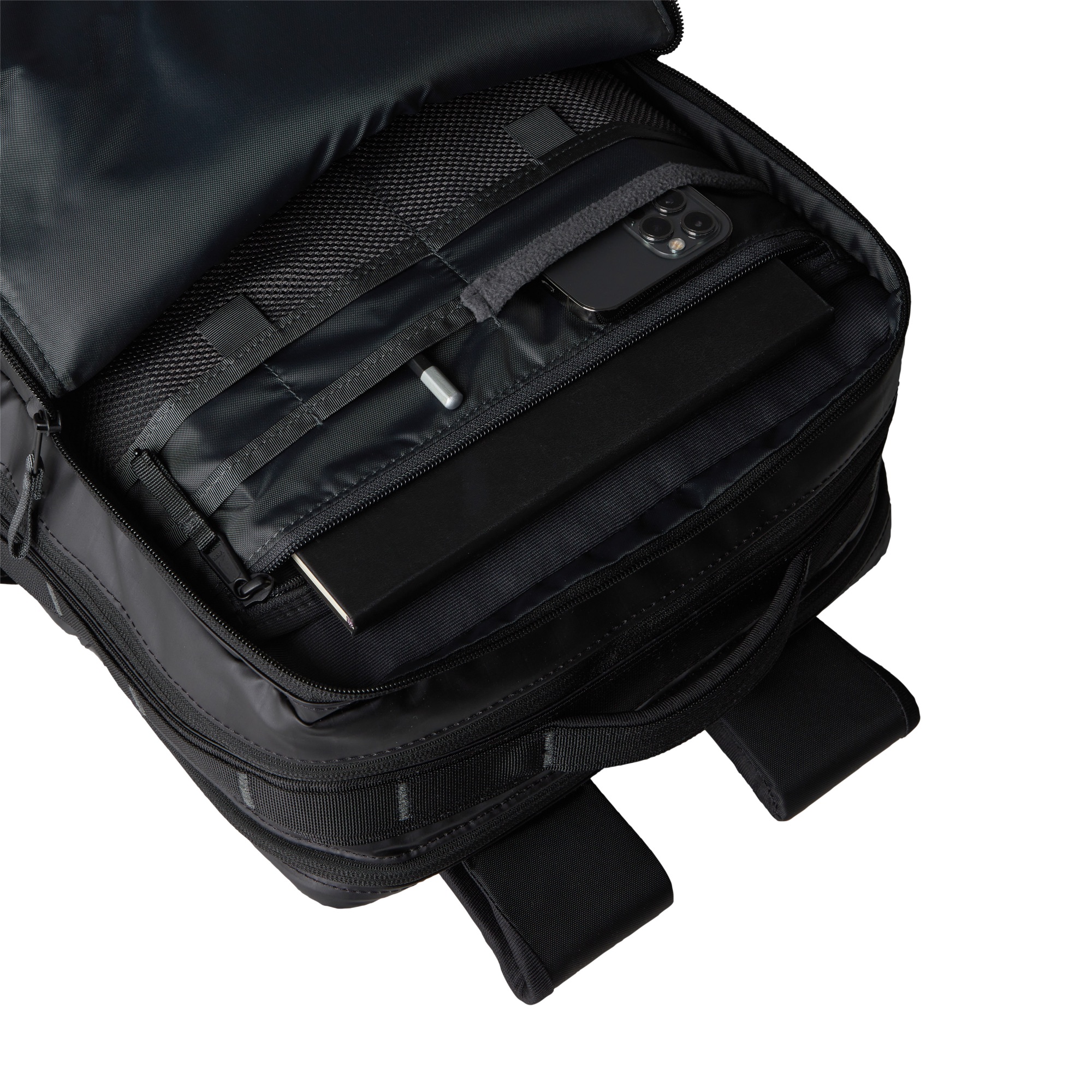 The North Face Base Camp Voyager Daypack Musta / Harmaa 05