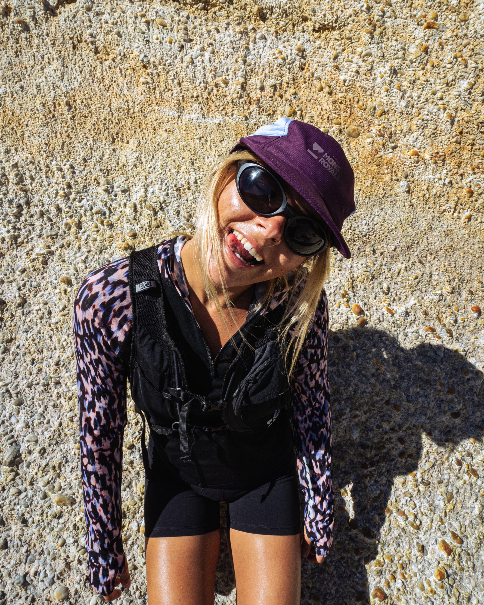 Mons Royale Women's Bella Merino Long Sleeve Hood Rock leopard / black 07