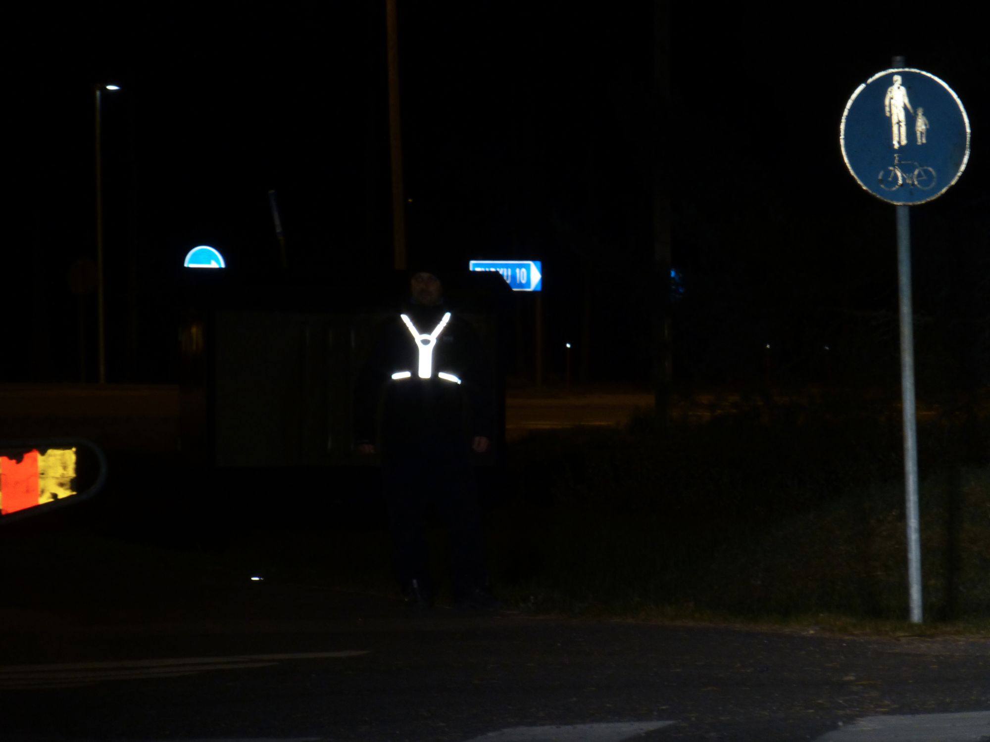 Huomio Heijastava Sporttiliivi  05