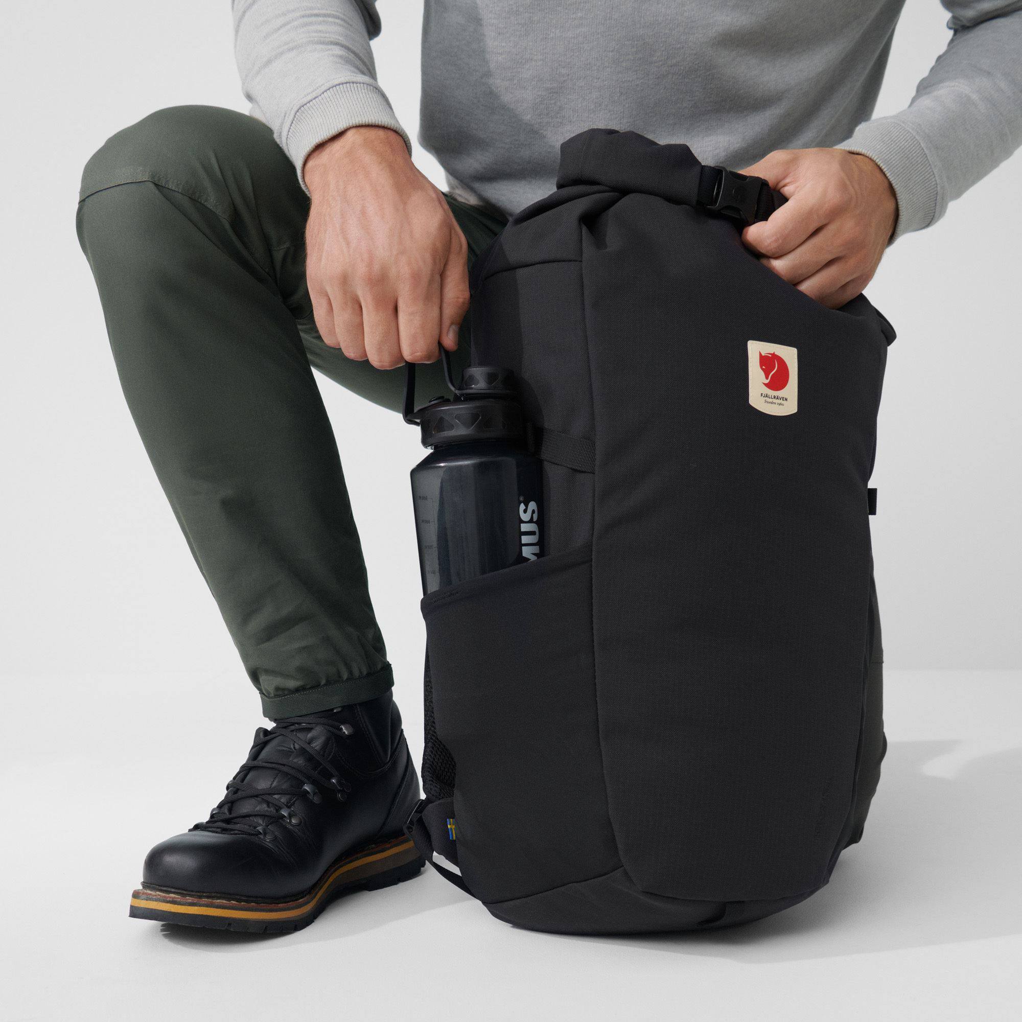 Fjällräven Ulvö Rolltop 30 Black 06