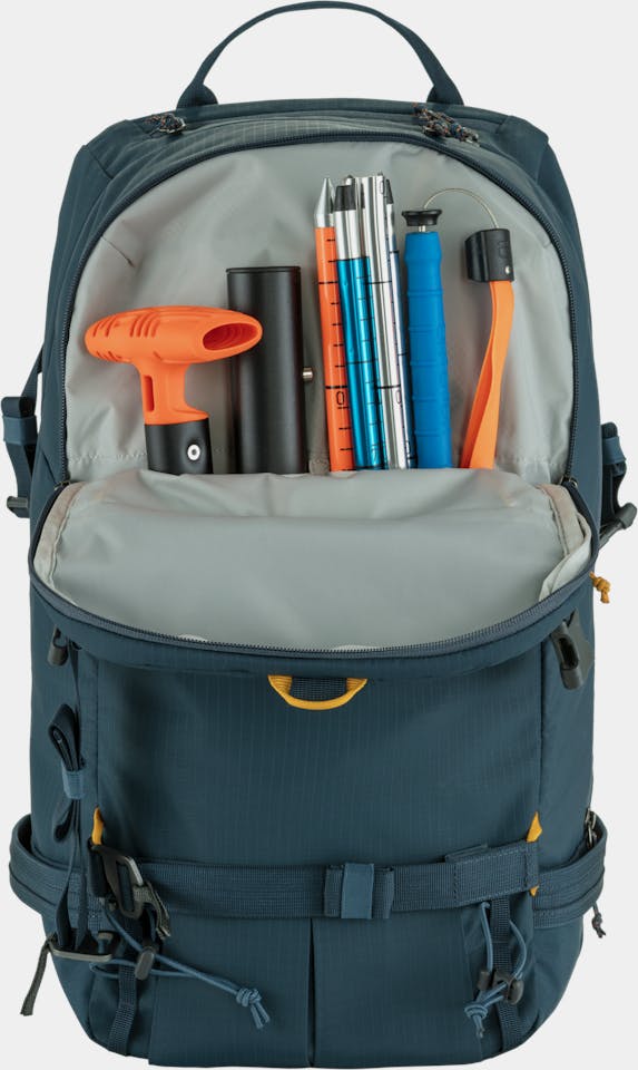 Fjällräven Bergtragen Tour 22 Flame 06
