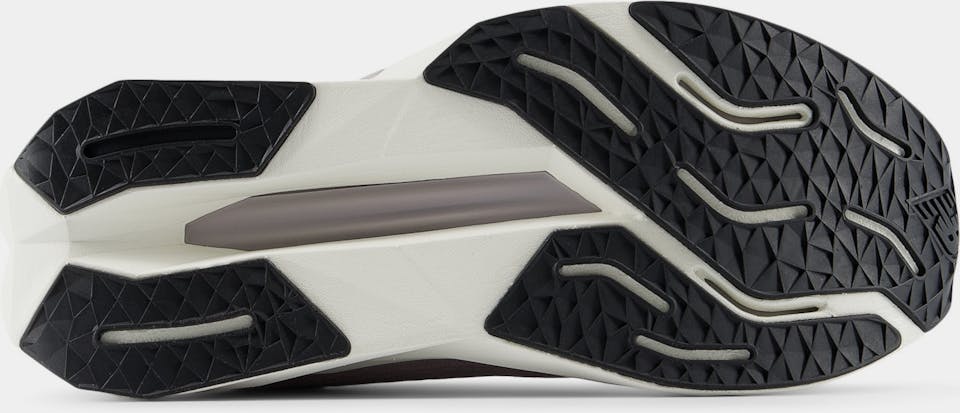 New Balance Women's Fuel Cell Propel V5 Candied Violet / Taro 05