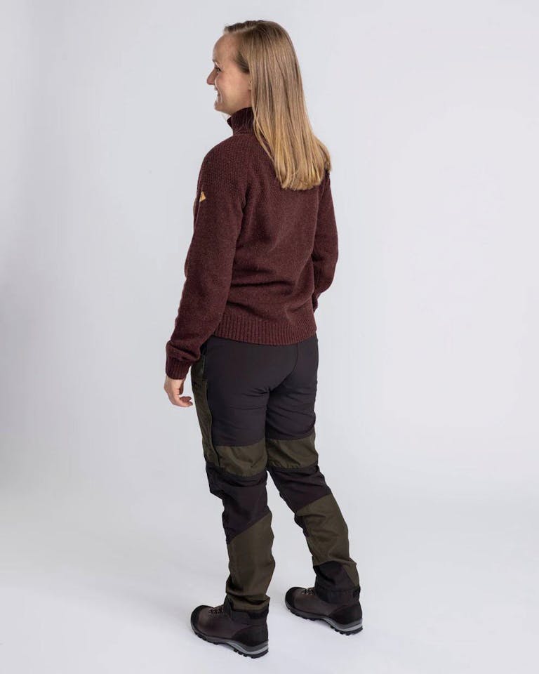 Pinewood Caribou TC Women's Pant Short Moss 06