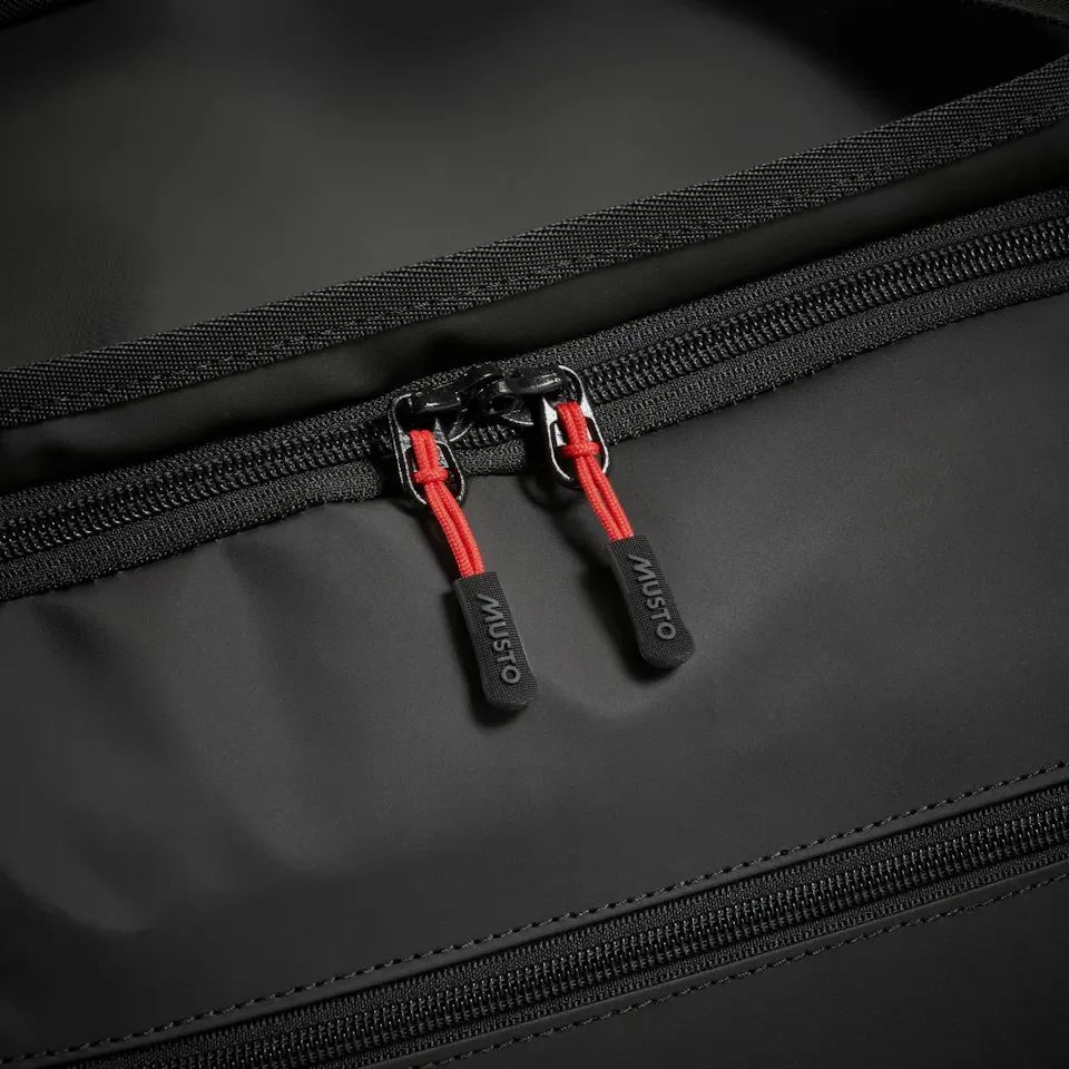Musto 65L Duffel Bag Black 04