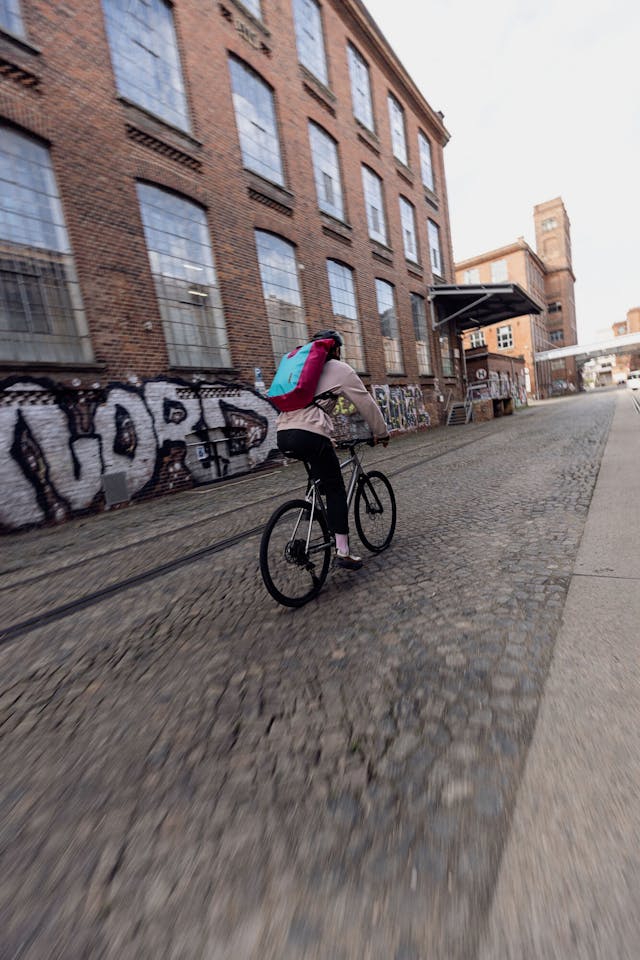 Ortlieb Velocity Lite Cyber 23L Sininen / Pinkki 06