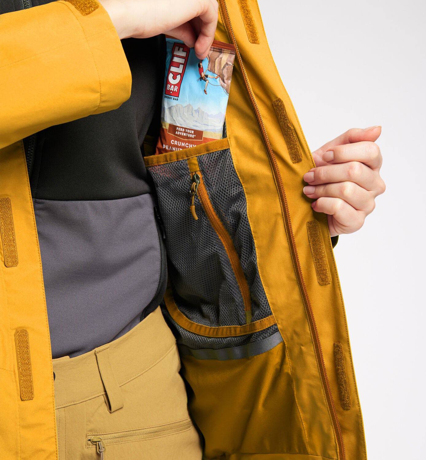 Haglöfs Astral GTX Jacket Women Autumn Leaf 04