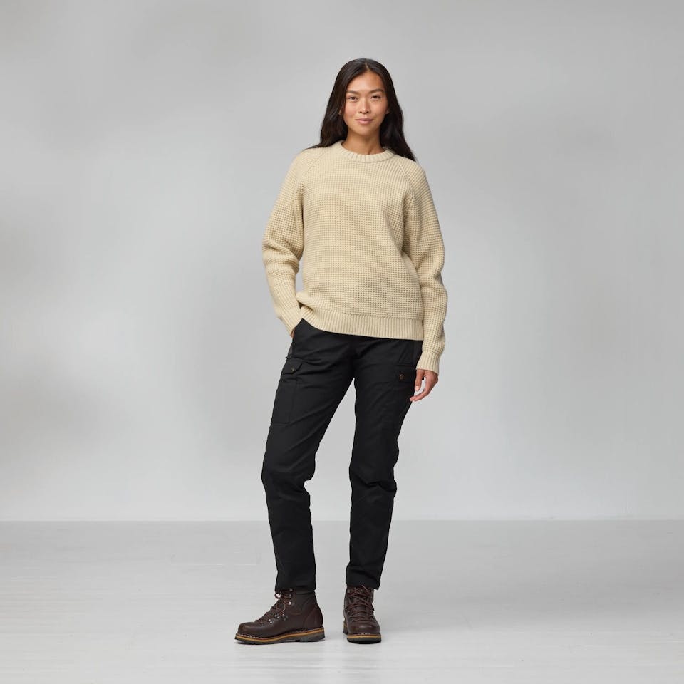 Fjällräven Women's Övik Waffle Knit Light Beige 02