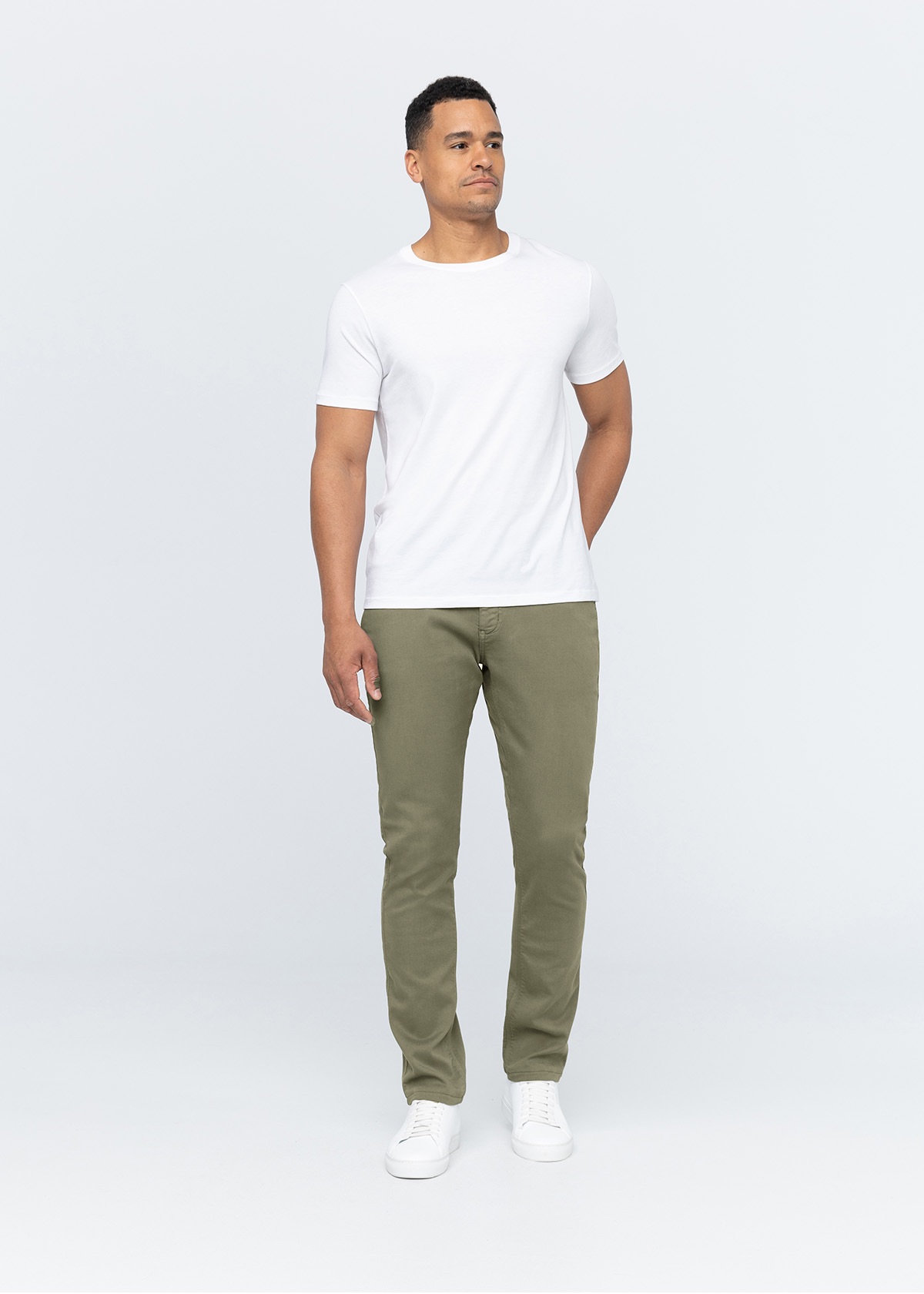 Duer Men's No Sweat Relax Taper Light Fern 06