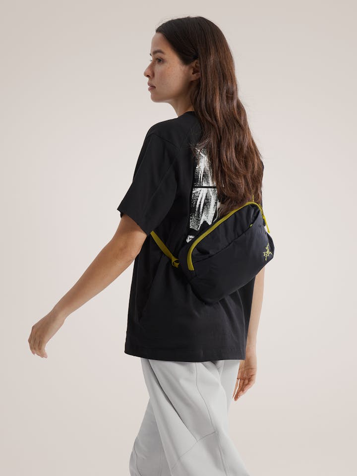 Arc'teryx Heliad Crossbody Musta 07