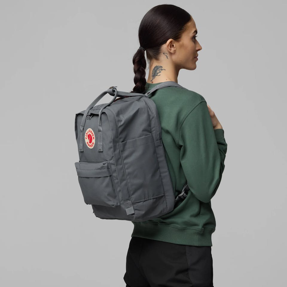Fjällräven Kånken laptop 17" Musta 06