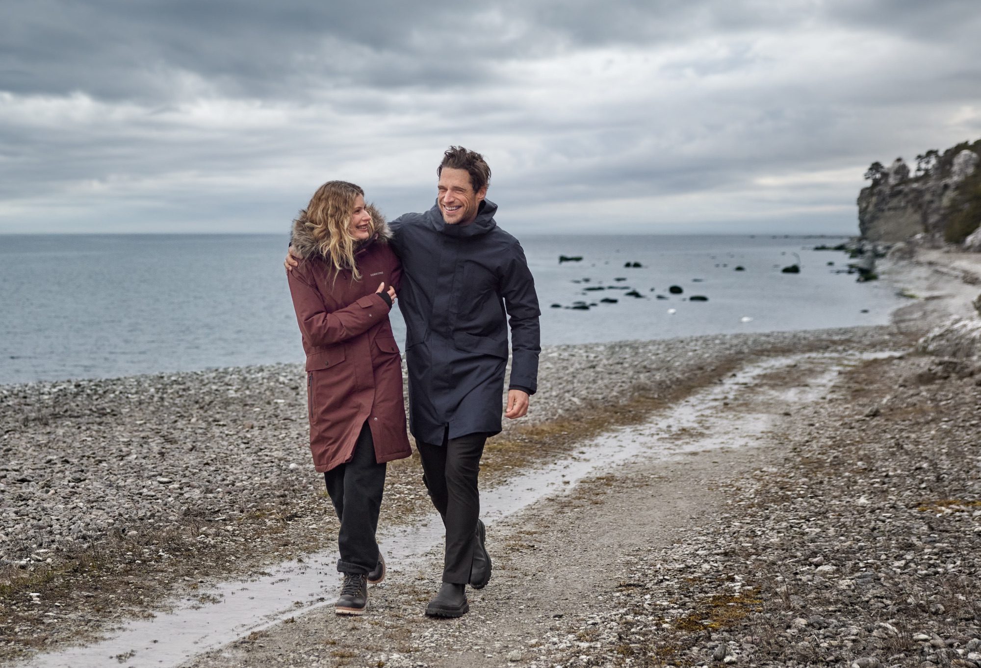 Didriksons Women's Erika Parka 3 ja Women's Renegade Evo Ice Musta 62