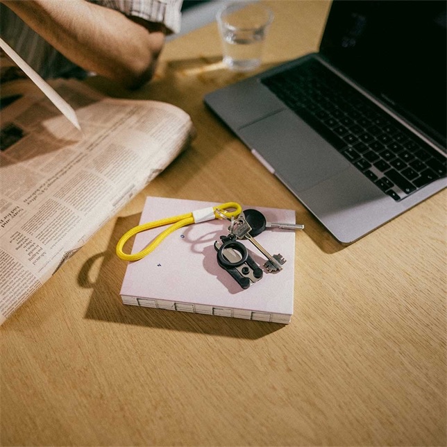 Fiskars Classic folding scissors Black 06