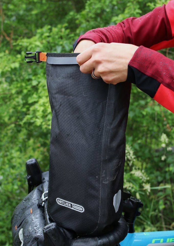 Ortlieb Fork Pack 5,8L Musta 03