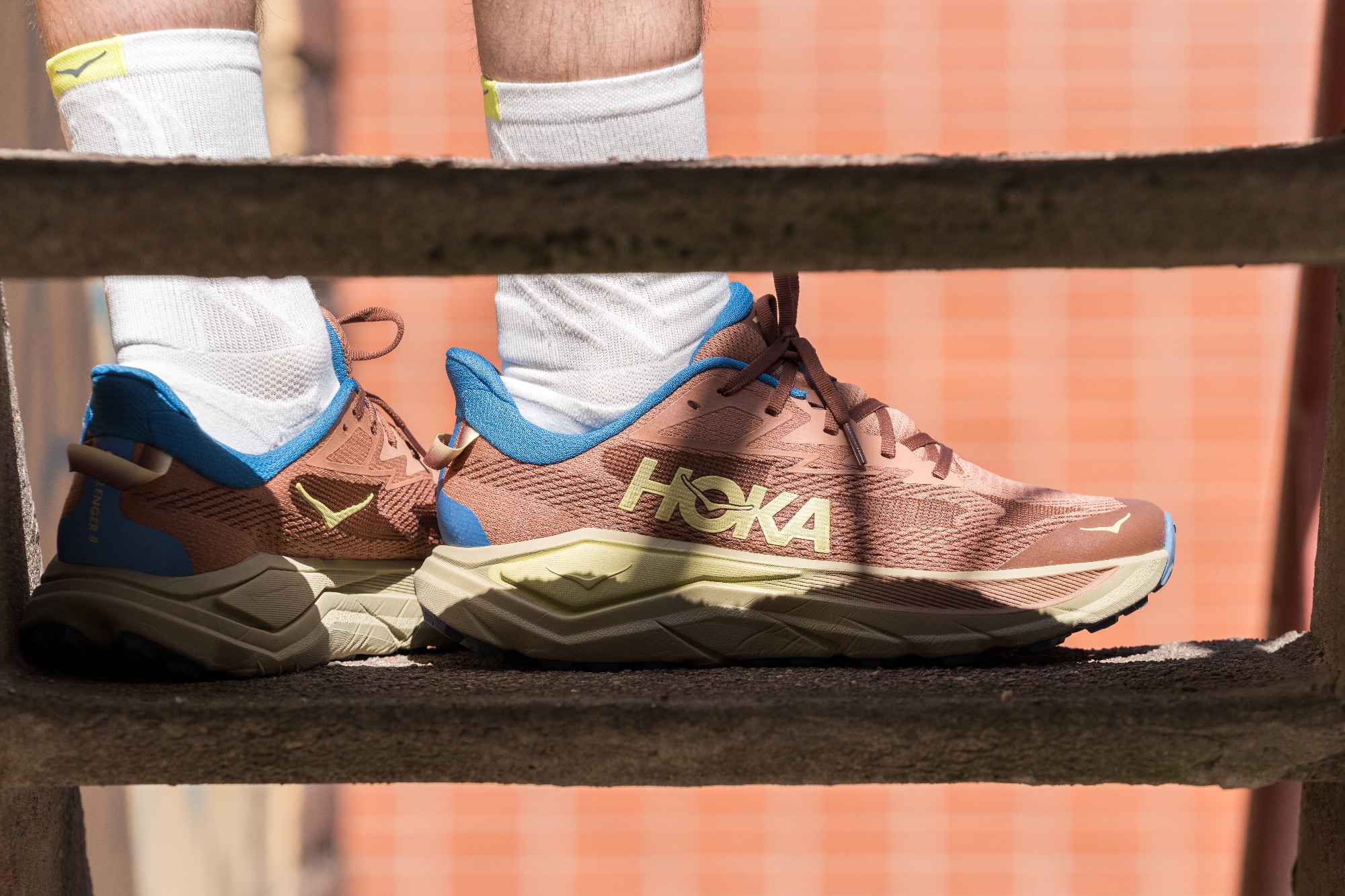 Hoka Men's Challenger 8 Jade / Truffle Salt 33