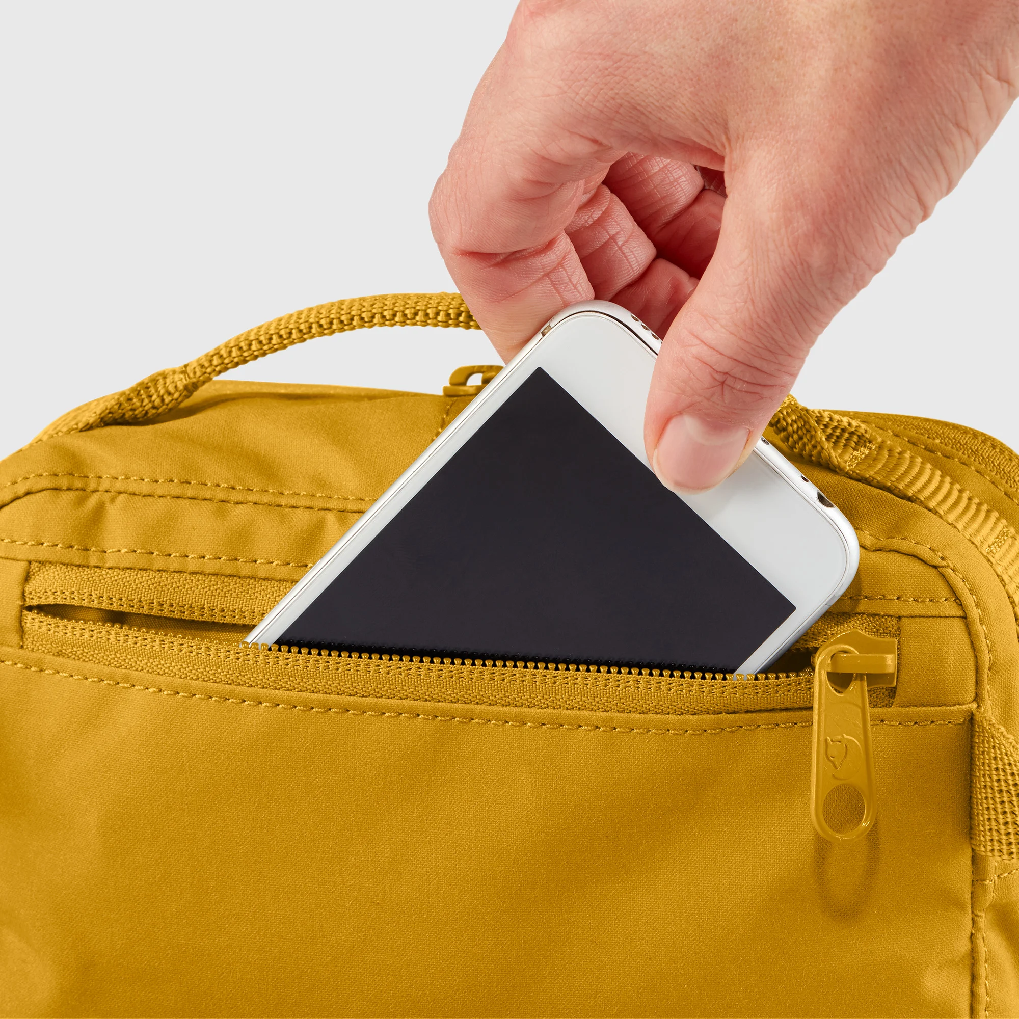 Fjällräven Kånken Hip Pack Mint 05