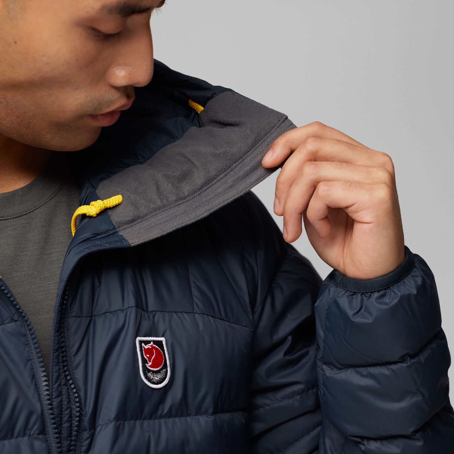 Fjällräven Men's Expedition Pack Down Hoodie - Miesten kevytuntuvatakki Navy 09