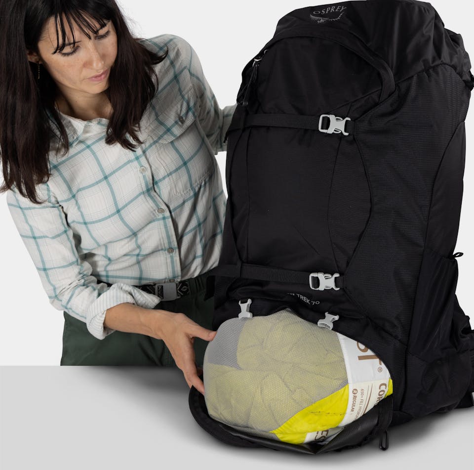 Osprey Fairview Trek 70 Black 08