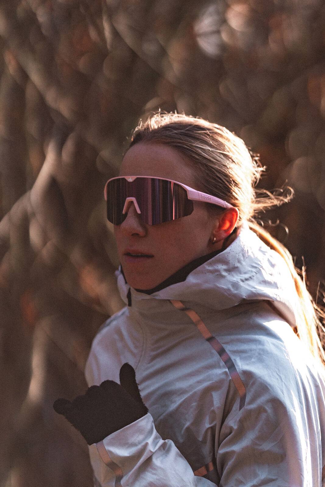 Tripoint Mount Mist Small Matt Light Pink Brown W Pink Multi Cat3  07