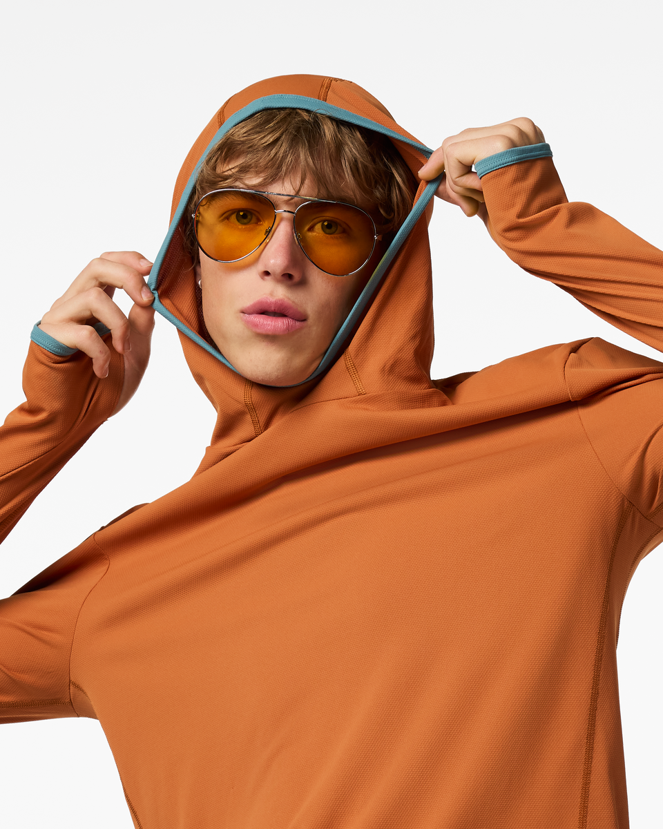 Cotopaxi Men's Sombra Sun Hoodie Whisky 03