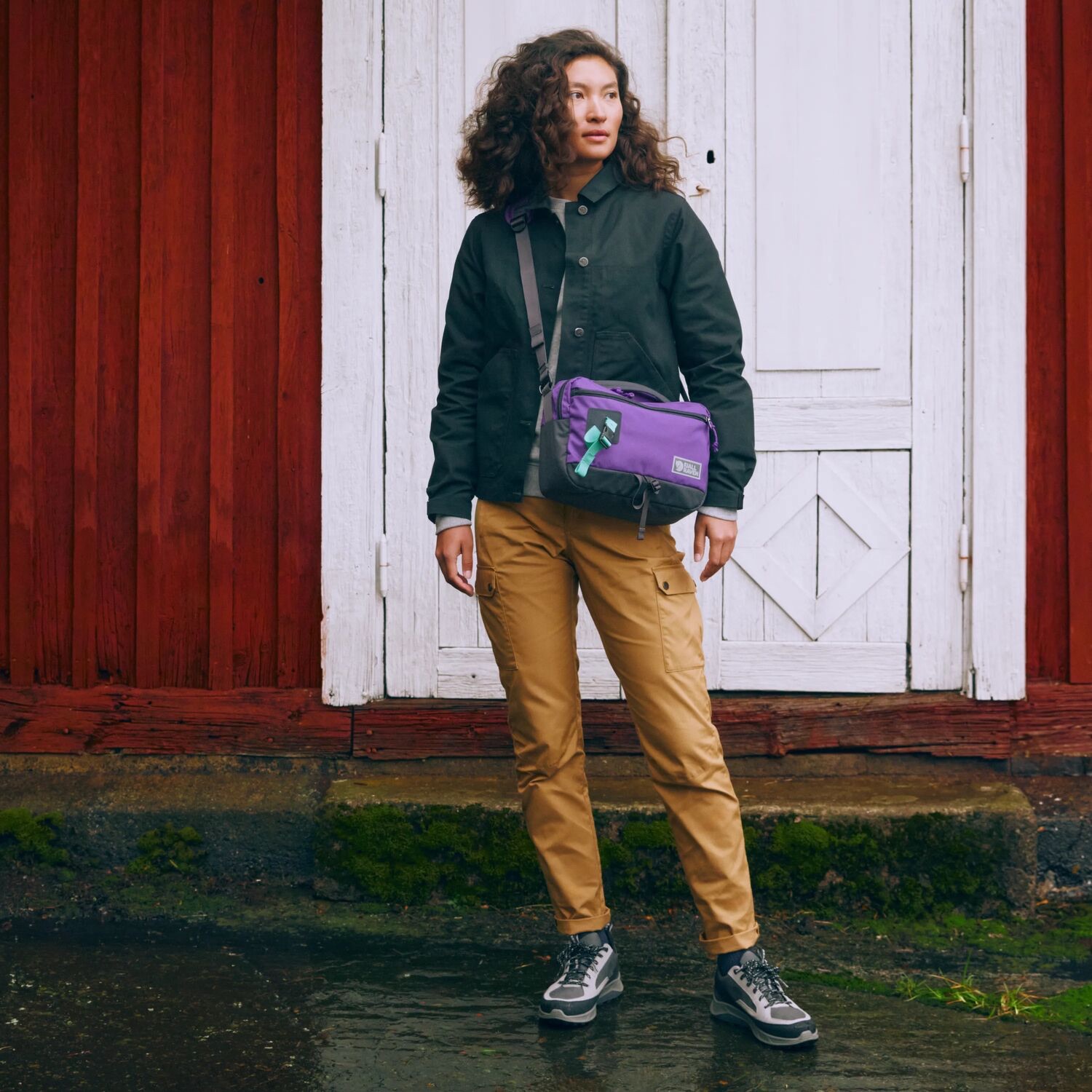 Fjällräven Vardag Shoulder Bag 6 Violette-Coal Black 05