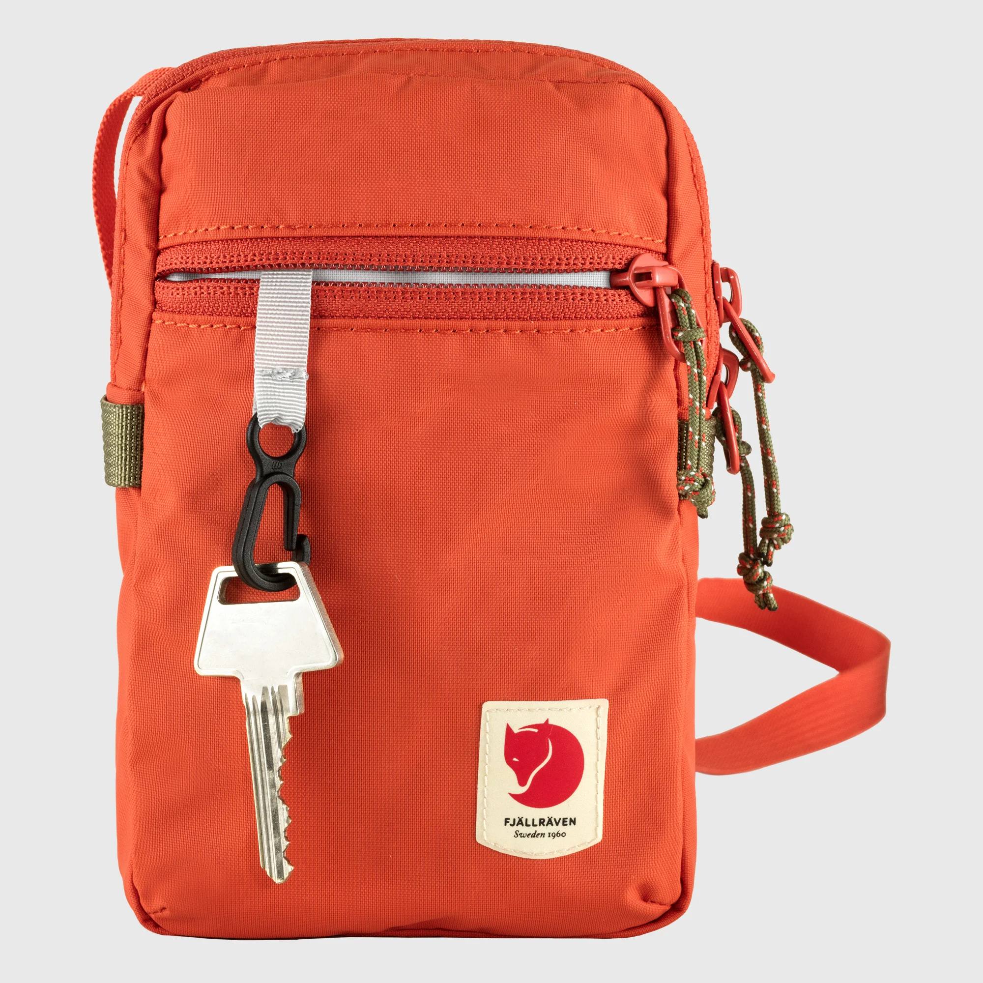 Fjällräven High Coast Pocket Blackberry 04
