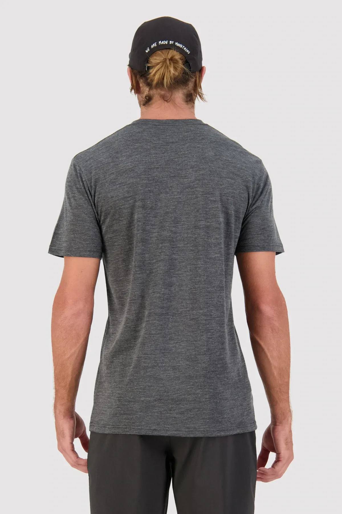 Mons Royale Zephyr Tee Smoke 03