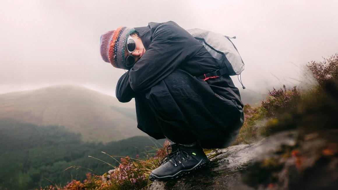 Vivobarefoot Women's Magna Forest Esc Obsidian 07