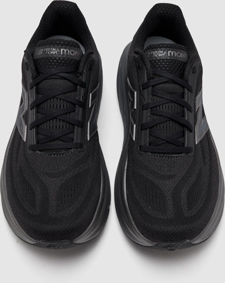 New Balance Men's Fresh Foam More V6 Musta 05